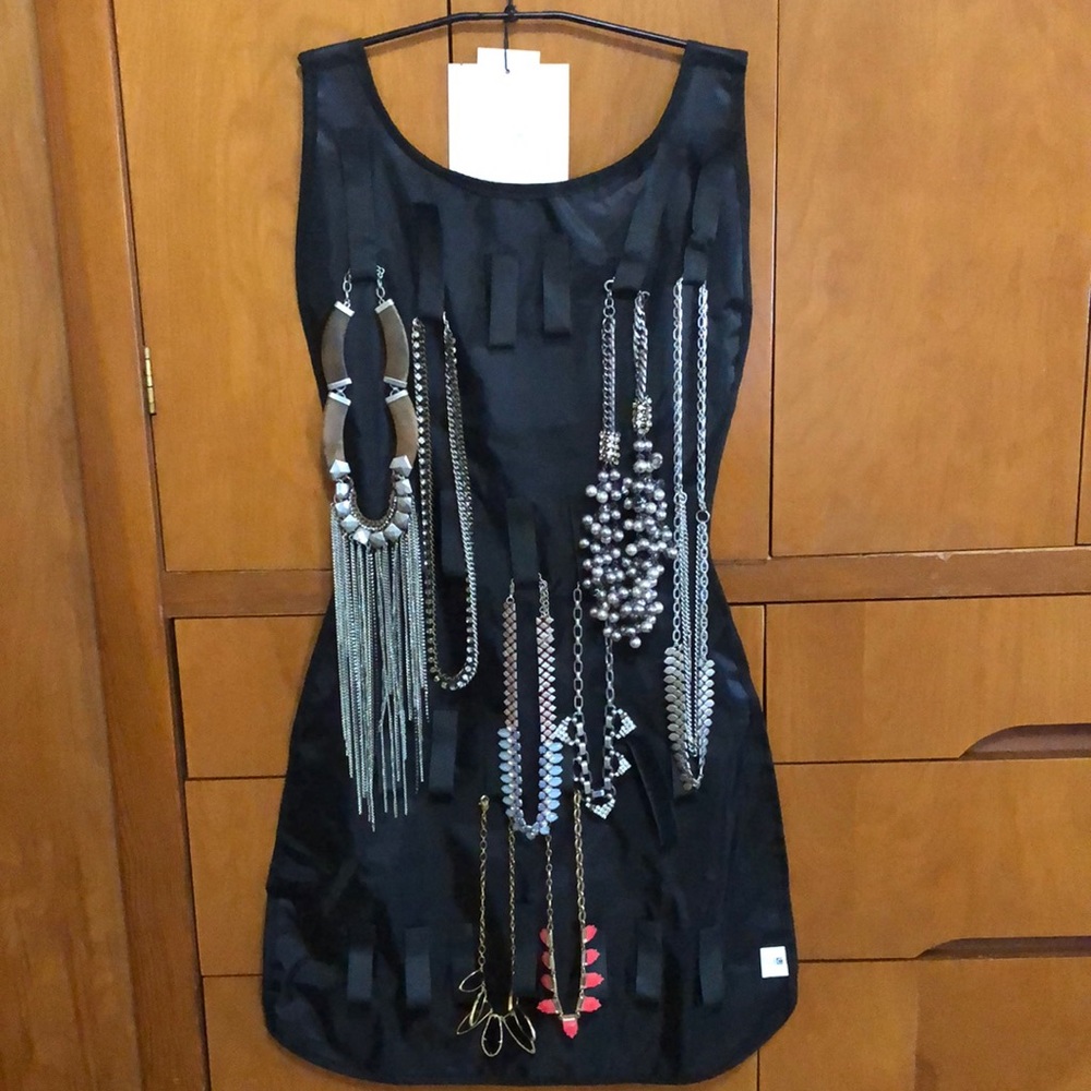 ALL Stella & Dot necklaces SELLING AS A LOT/BUNDLE!